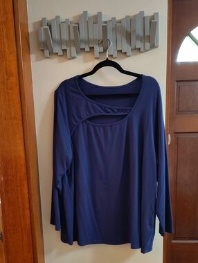 Women's Navy Long-Sleeve Cutout Top